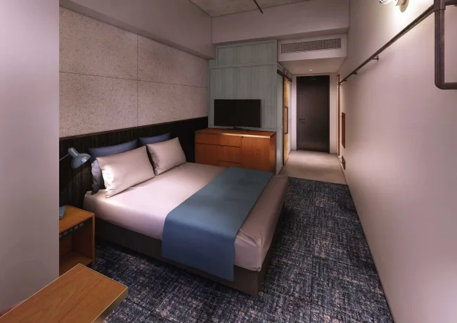 Double room at The HOTEL Well-hub Haneda with double bed, desk and chair