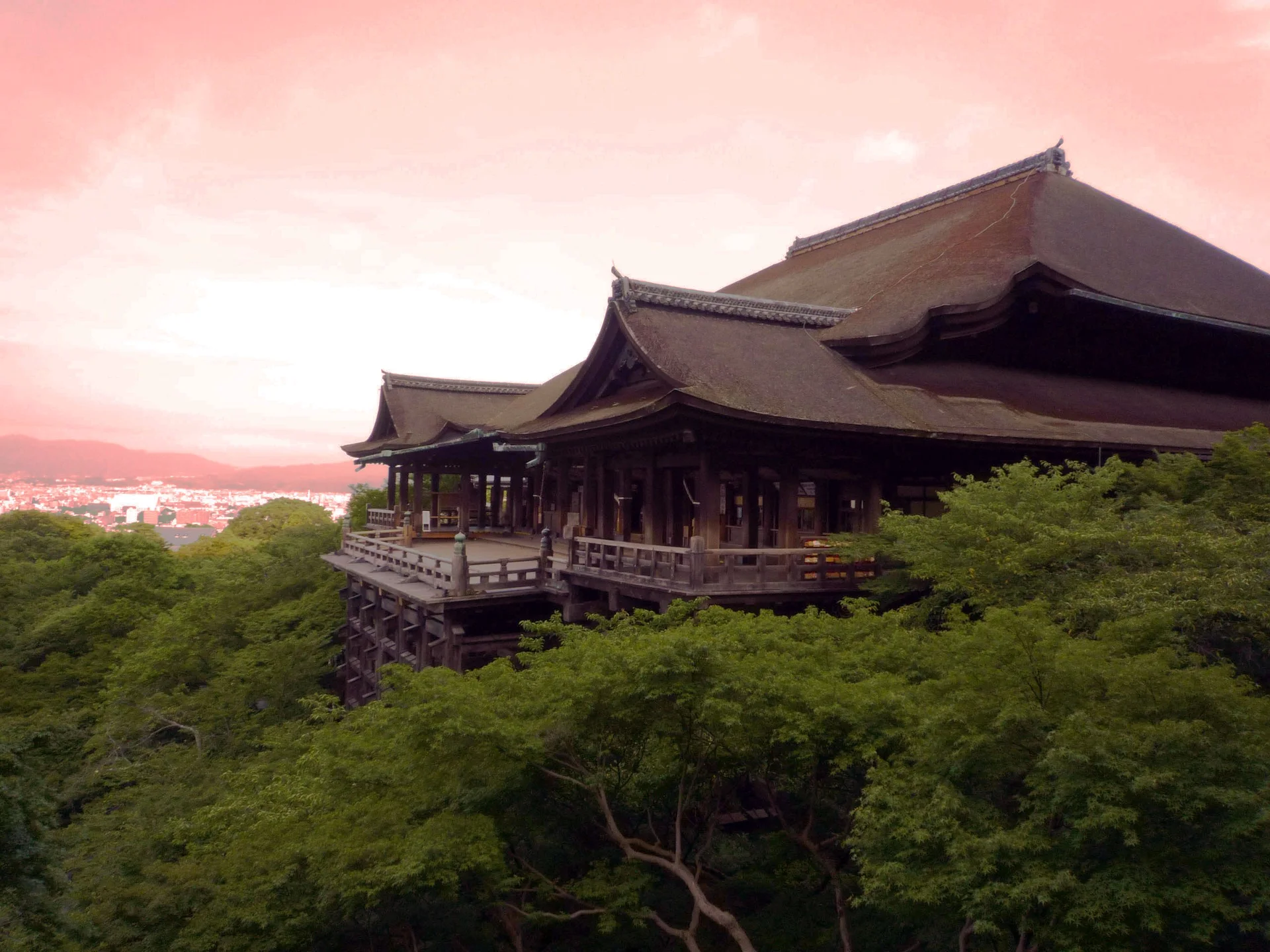 Japan May Weather: Tokyo Warms Up, Kyoto Nears Summer, and Okinawa Turns Rainy — Japan travel guide