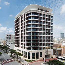 Naha Hotel Comparison: RIHGA Royal Gran Okinawa vs JR Kyushu Hotel Blossom Naha — Japan travel guide