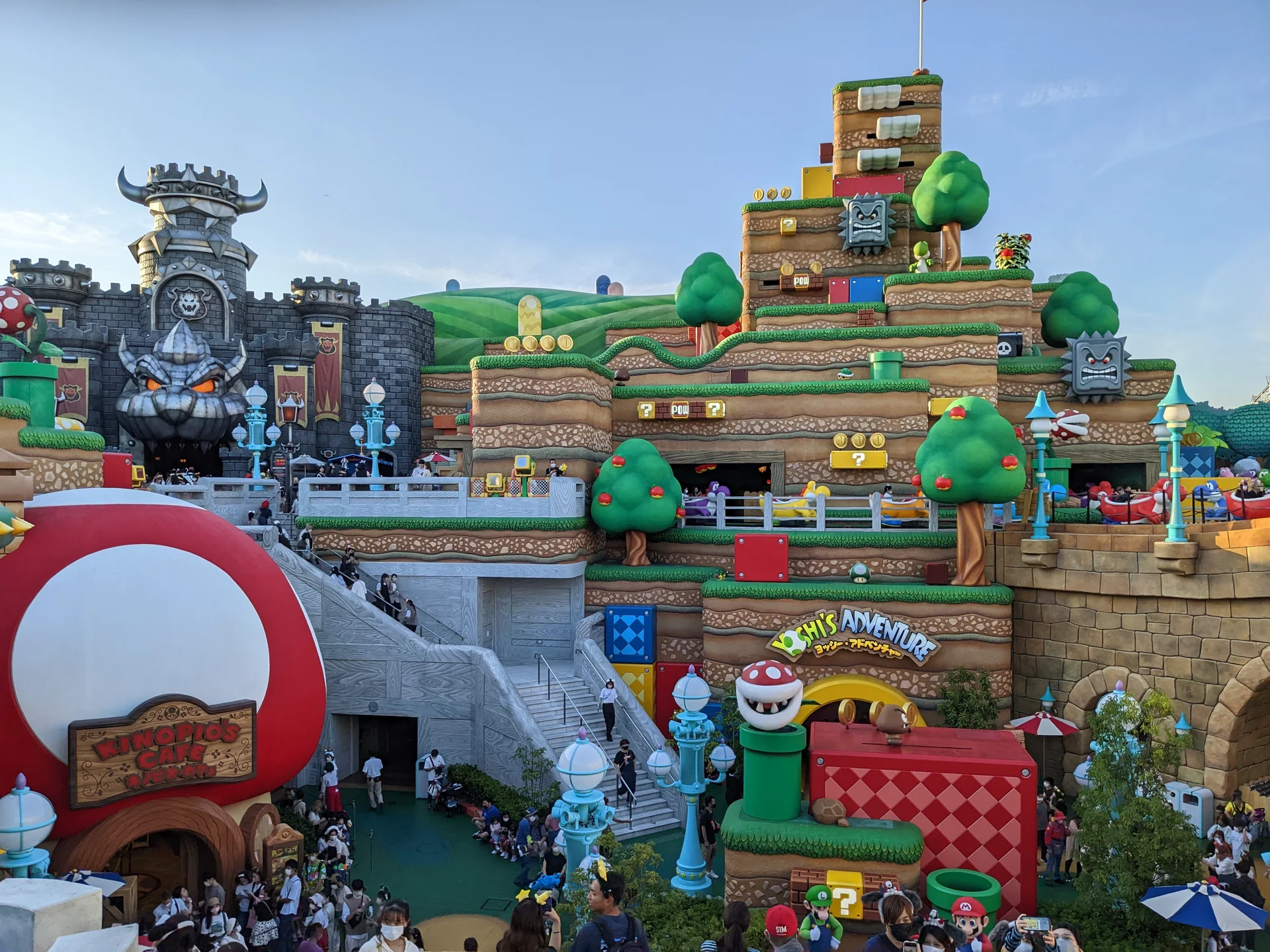 SUPER NINTENDO WORLD at Universal Studios Japan: some USJ Express Pass products include advance-booked area entry, while others do not.