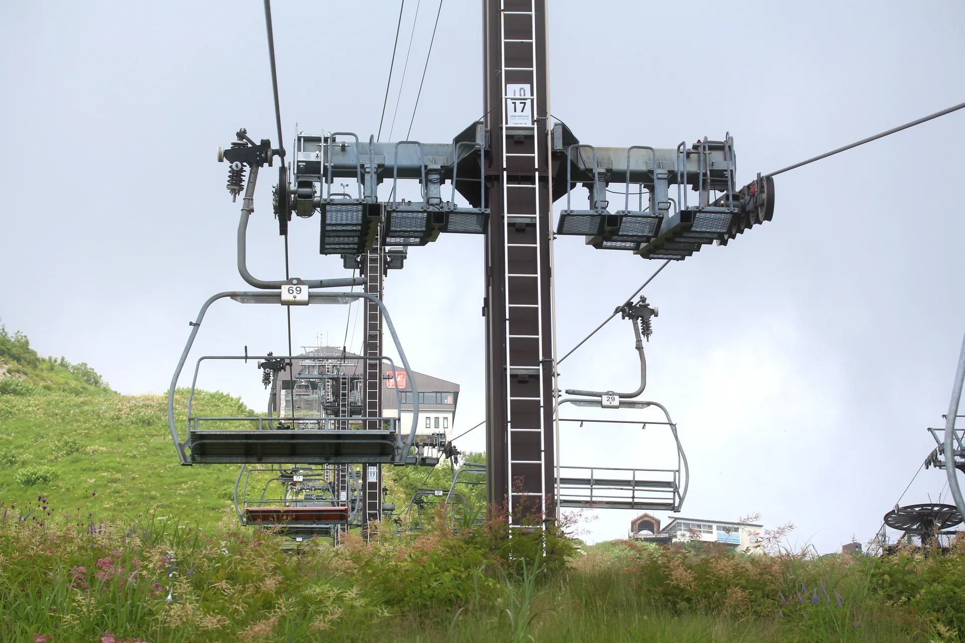 Happo-One ski lifts in Hakuba, showing why Happo is the stronger base for direct ski access