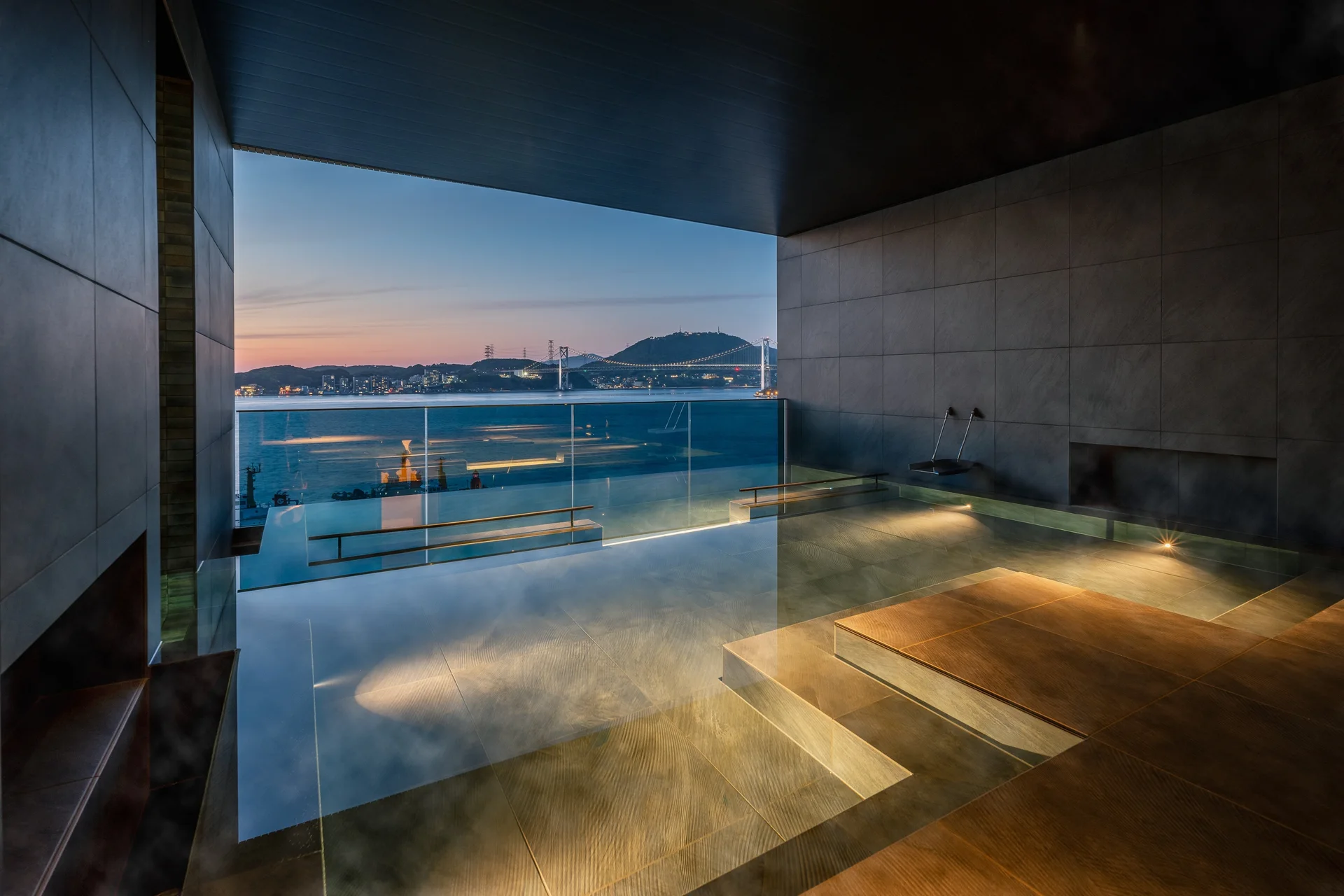 BEB5 Mojiko semi-open-air public bath overlooking the Kanmon Strait