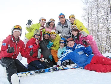 Furano ski school group illustrating why beginners benefit from another practice day