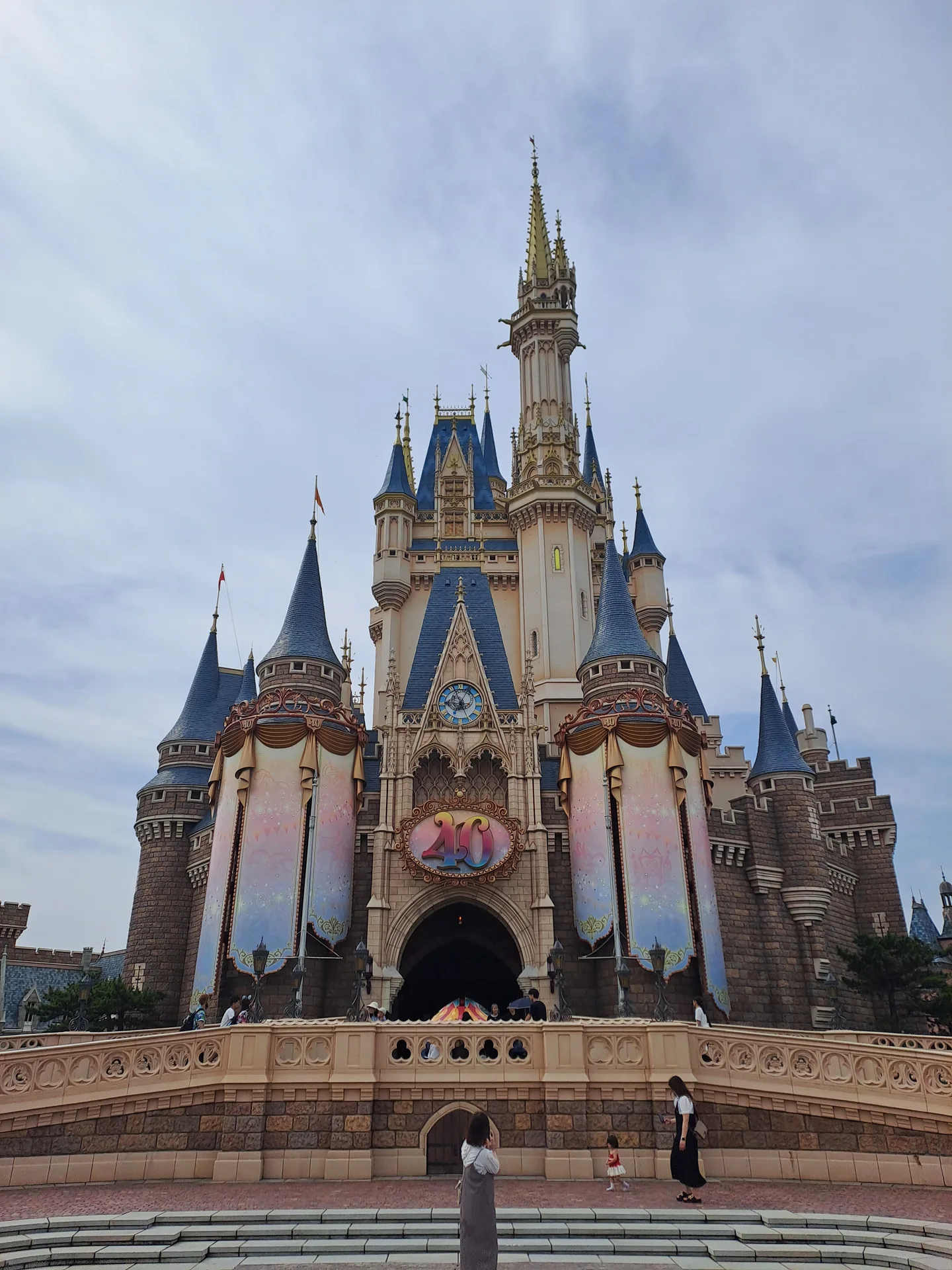 Cinderella Castle for a two-park-day Tokyo Disney package itinerary
