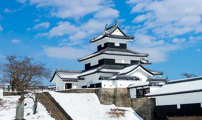 Shirakawa Komine Castle Sanju-yagura and stone walls in winter snow, Japan’s 100 Famous Castles No.13