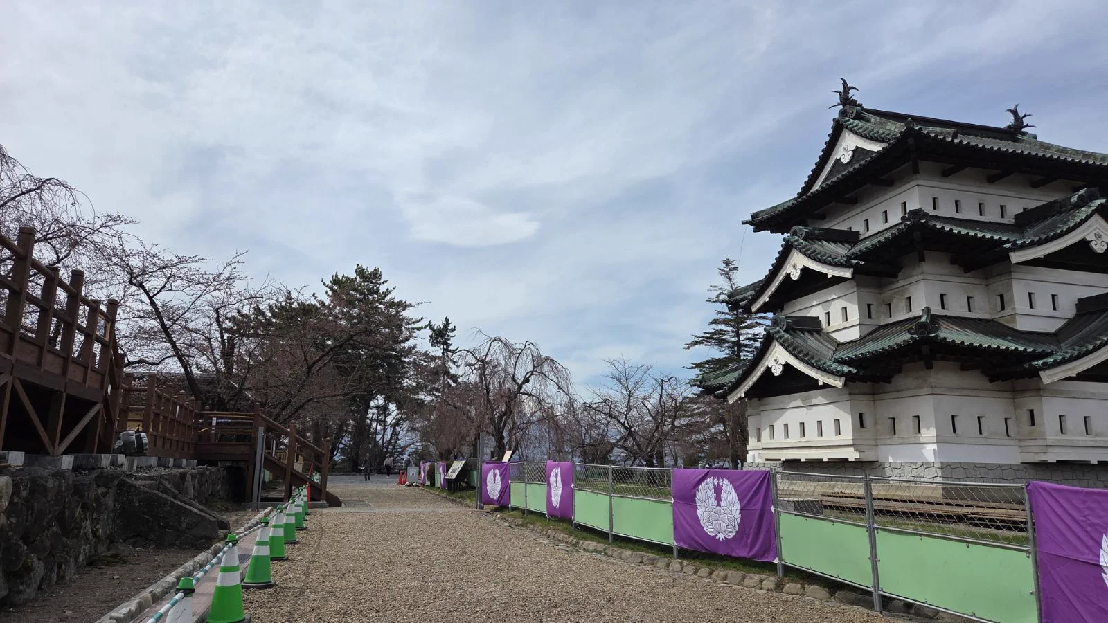 Hirosaki Castle keep and temporary Honmaru construction route during the 2026 return project