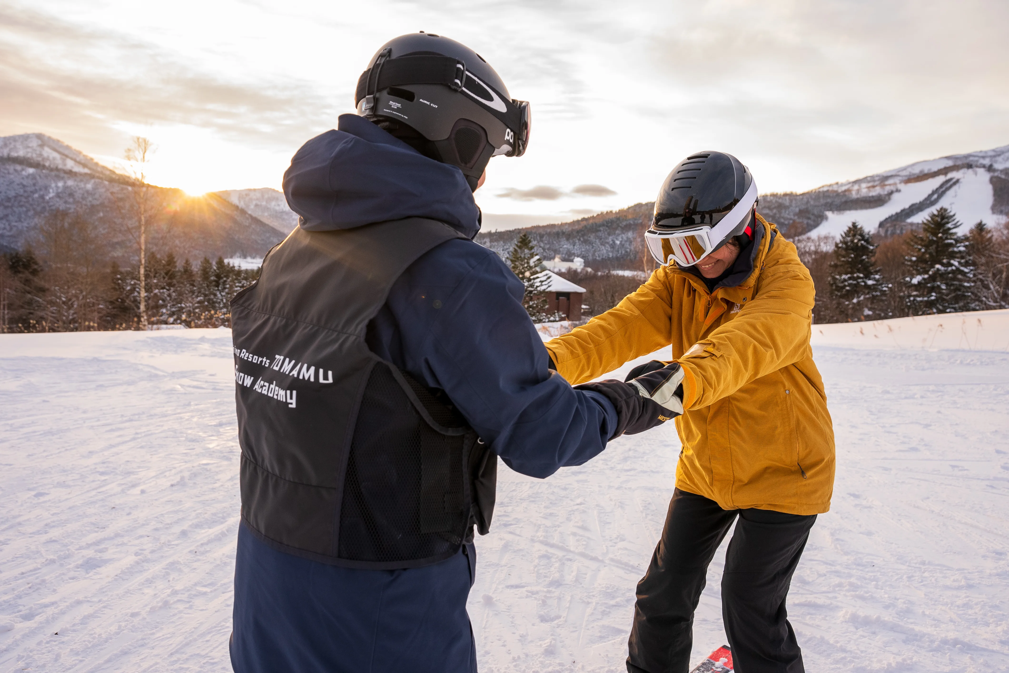 Ski instruction at Hoshino Resorts TOMAMU. For first-time outdoor skiers, a 3-hour lesson can be valuable because it leaves room for rentals, lifts and settling into the snow, not just more technical drills.