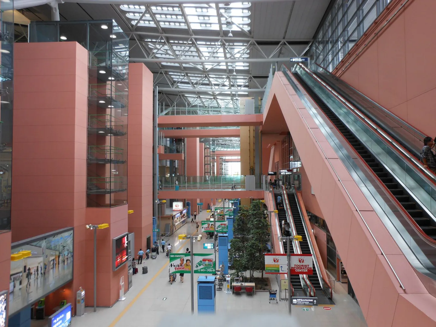 Kansai Airport to Osaka: The Fastest Train Can Still Leave You Farther From Your Hotel — Japan travel guide