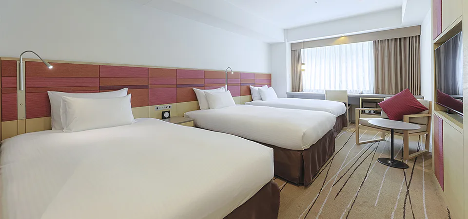 Fukuoka Hotels for 3 or 4 Adults: One Room or Two Rooms? — Japan travel guide