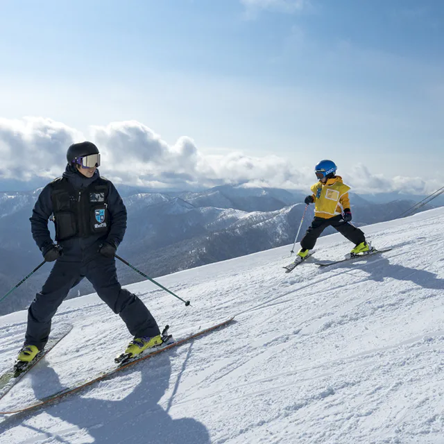 Tomamu Private Ski Lessons: 2, 3 or 6 Hours? Compare Group, Private and Photo Lessons — Japan travel guide