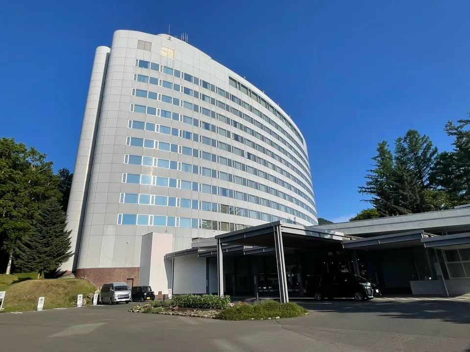 Shin Furano Prince Hotel: Is Ski-in Access Worth Being 6 km from Furano Station? — Japan travel guide