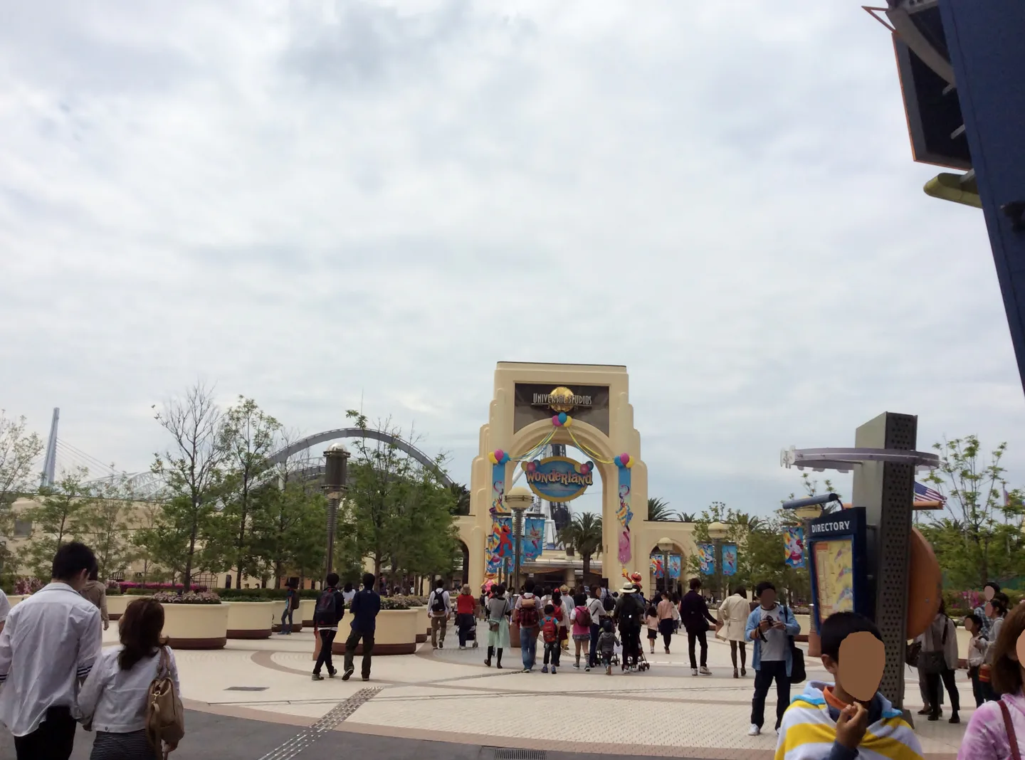Universal Studios Japan entrance, a full-day Osaka itinerary anchor rather than a casual Bay Area add-on