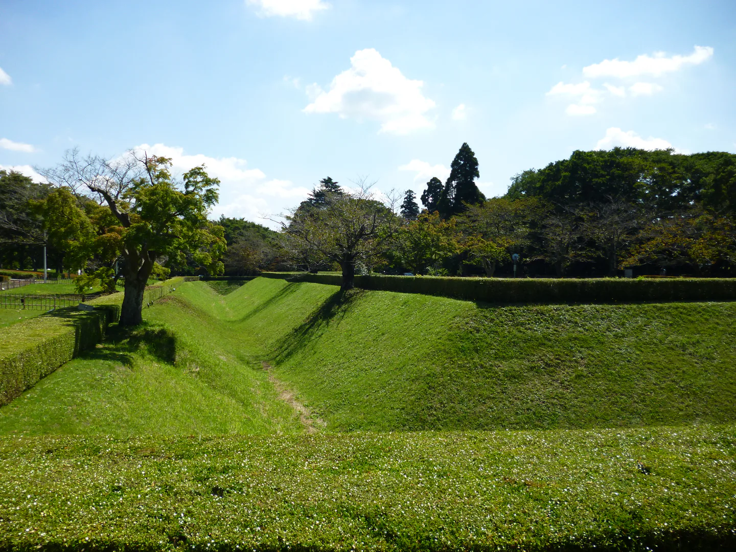 Sakura Castle: The Stamp Is Open 24/7 — The Castle Is in the Moats, Not a Keep — Japan travel guide