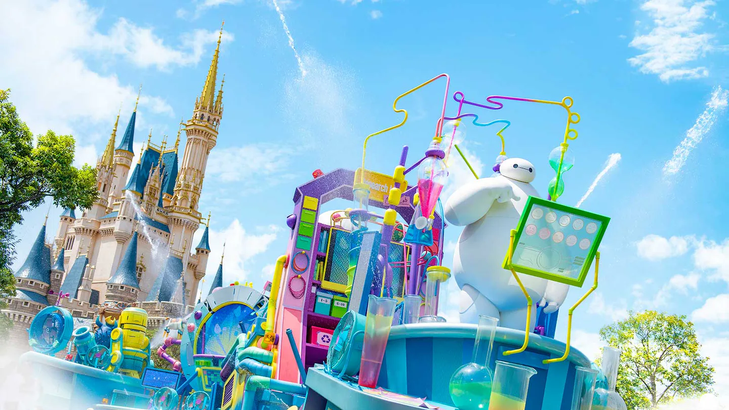 Tokyo Disneyland vs DisneySea — Japan travel guide
